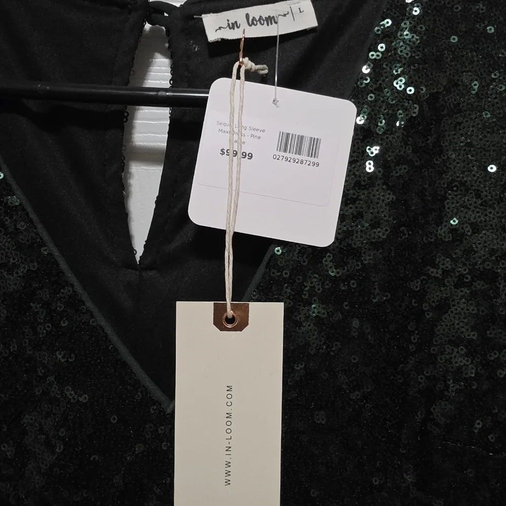NWT - In Boom Sparkling Dark Green Long Sleeve V-neck Sequin Dress - Picture 4 of 5